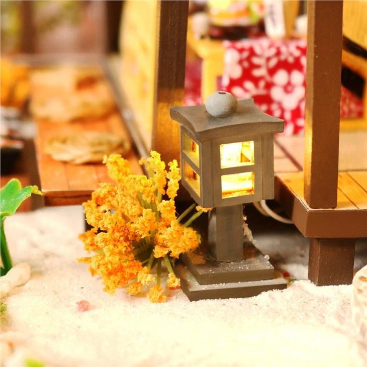 Mid Century Modern Dollhouse